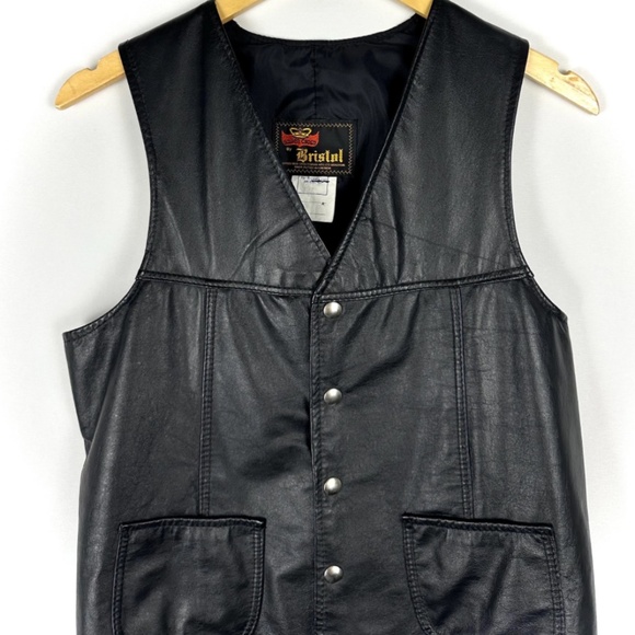 Vintage Black Leather Western Biker Vest - Snaps - Men's - Made in Canada - S/M - Picture 4 of 10